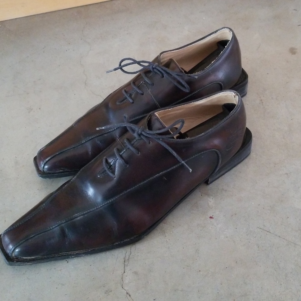John Fluevog Black/Brown Shoes, size 12M